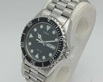 Citizen Diver Action 2000 Quartz 5500-S58771 Day/date Vintage