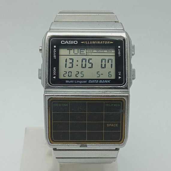 Casio Illuminator Data Bank DBC-611 Quartz 3228 D… - image 2