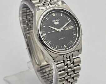 Seiko 5 Automatic 7009-3070 Day/date Vintage Men's Watch - Etsy