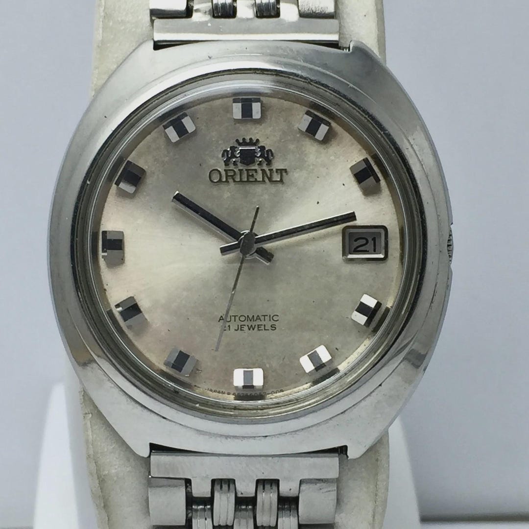 Orient Automatic V487604-7BPT Date Indicator Vintage Men's Watch