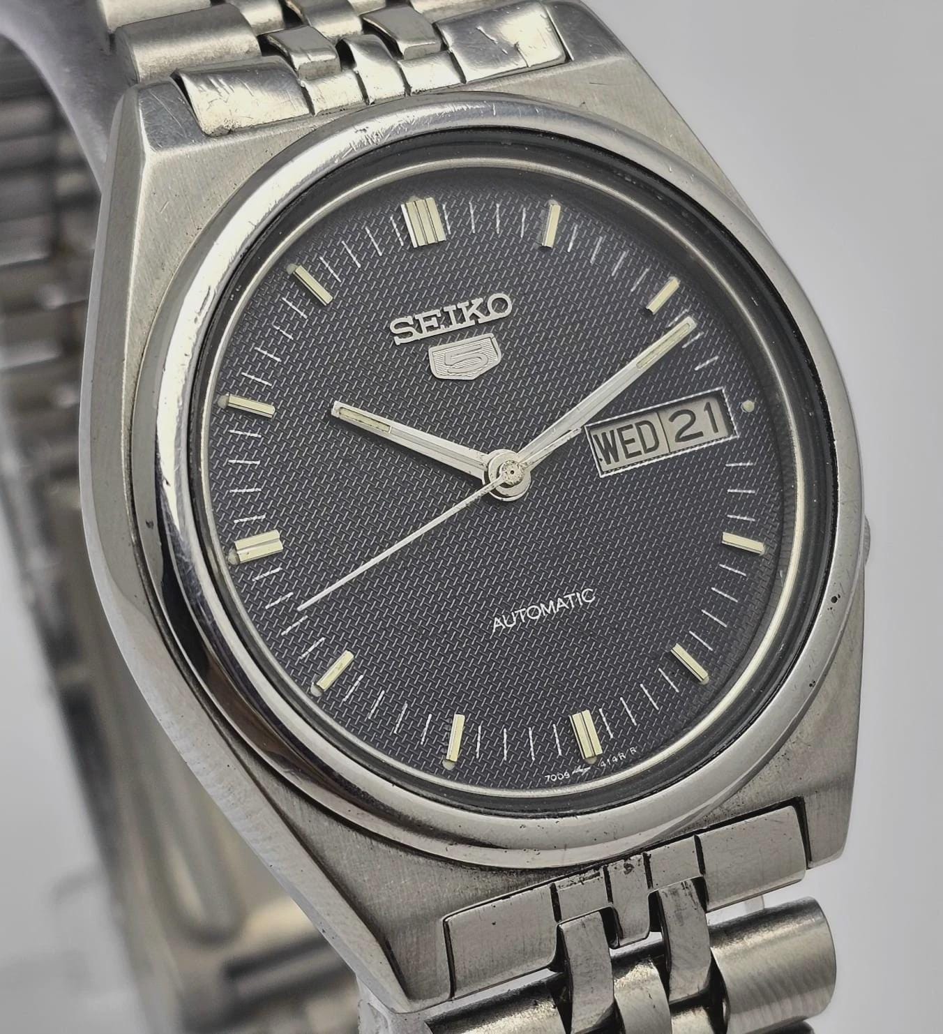 Seiko 5 Automatic 7009-3070 Day/date Vintage Men's Watch - Etsy