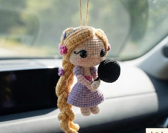 Colgante de coche Rapunzel de ganchillo hecho a mano, adorno de espejo retrovisor de princesa amigurumi, dije de hilo de algodón
