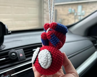 Charm colgante para coche de Spiderman hecho a mano en crochet, regalo para él.