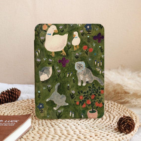 Animal Green Kindle Case with Hand Strap for Paperwhite 11th 12th Gen 6.8'' 7'' 2022/2024, Kindle 10/11/12th 6'', Kobo Clara Libra Case