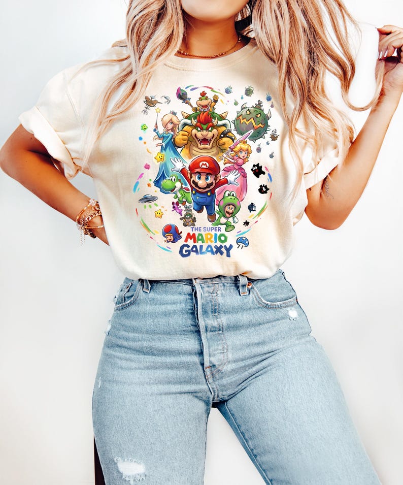 Camiseta de Super Mario Galaxy, camiseta de Mario, Peach, Bowser, Rosalina y Yoshi, camiseta retro para gamers, regalo de cumpleaños personalizado imagen 2