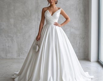 Strapless Satin Ball Gown Wedding Dress: Luxury Beaded A-Line Bridal Gown with Train
