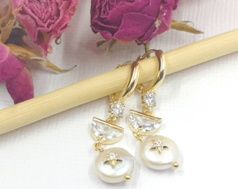 Pearl Star Dangle Earrings, Gold Pearl Star Earrings, Pearl Star Earrings, Gold Star Earrings, Star Huggie Earrings, Stella Earrings, Pearls