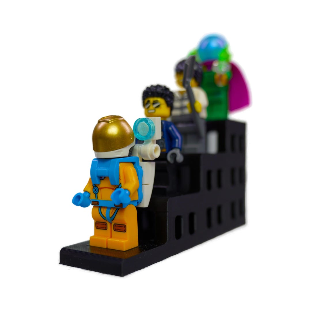 Narrow Stepped Display for 4 LEGO Minifigures | 4-tier Single Column ...