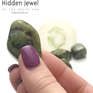 Imperial Serpentine, healing Stone, healing crystals, gemstone, crystals, Serpentine gemstone, meditation, Bliss crystals, protection