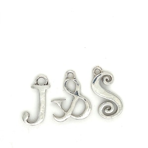 Carta Colgantes iniciales en plata de ley, colgantes iniciales carta J & S, colgante diseñado a medida, regalo para ella, regalo para él, iniciales