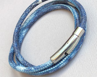 Unisex blue denim wrapped Leather round bangle three times around Bracelet with stainless steel clasp, size 7 (W135)