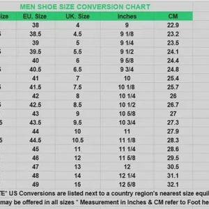 K&ouml;nnte beinhalten: Eine Gr&ouml;&szlig;entabelle f&uuml;r Herrenschuhe mit US-, EU- und UK-Gr&ouml;&szlig;en, Zoll und Zentimetern. Die Tabelle reicht von US 5 (9 Zoll, 22,9 cm) bis US 16 (12 5/8 Zoll, 32,1 cm). Hinweis zu US-Umrechnungen und Fu&szlig;-Ferse-zu-Zehen-Messungen.