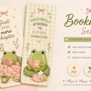 Può includere: Due segnalibri rettangolari con illustrazioni di rane verdi. Il segnalibro a sinistra riporta la scritta Just one more chapter, quello a destra Emotionally attached to fictional characters. Include file PDF e JPG ad alta risoluzione pronti per la stampa.