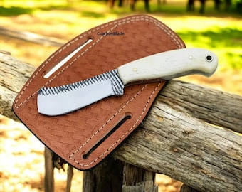 Cuchillo vaquero artesanal de acero D2: mango de hueso de camello, funda de cuero.