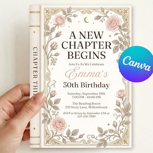 Może przedstawiać: Prostokątne zaproszenie zaprojektowane tak, aby przypominało grzbiet i okładkę książki, z tekstem A NEW CHAPTER BEGINS, Emma's 30th Birthday oraz szczegółami wydarzenia. Obramowanie zdobią złote linie i ilustracje różowych róż.
