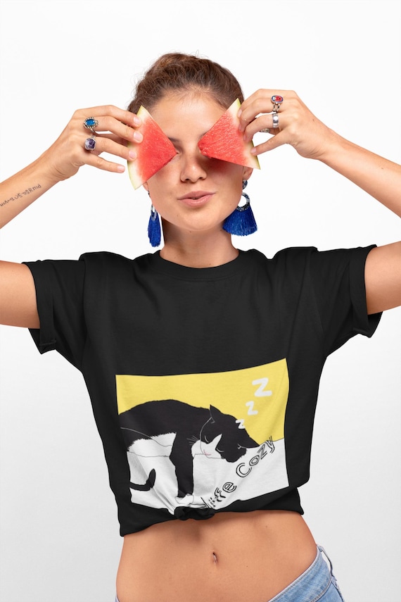 Sleeping Cat 'Life Cozy' T-Shirt | Relaxed Cat Graphic Tee