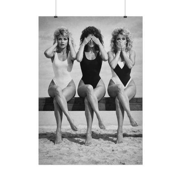 Póster de trajes de baño de los años 80, Tres mujeres, Arte conceptual de "No ver el mal", Fotografía en blanco y negro