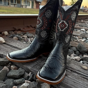 Mejslade fyrkantiga stövlar