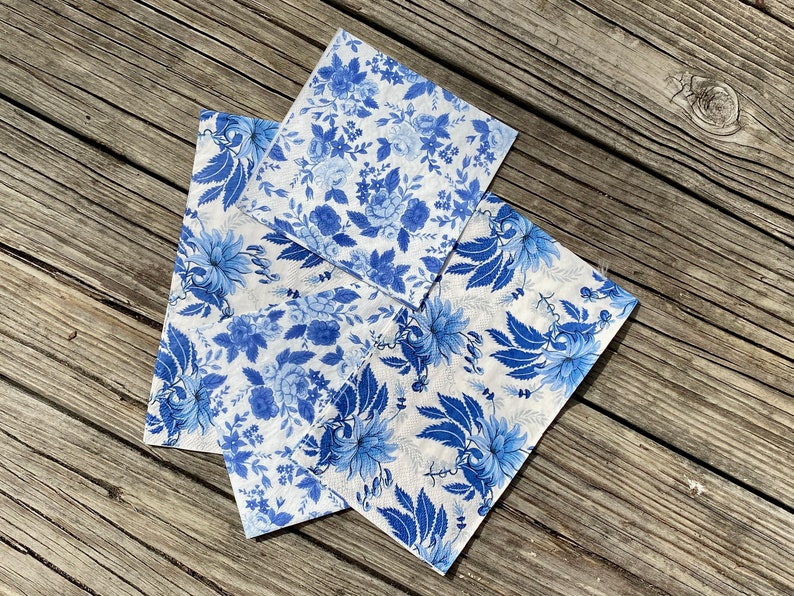 Four Pretty Blue & White Floral Paper Napkins Two ea of Two Etsy