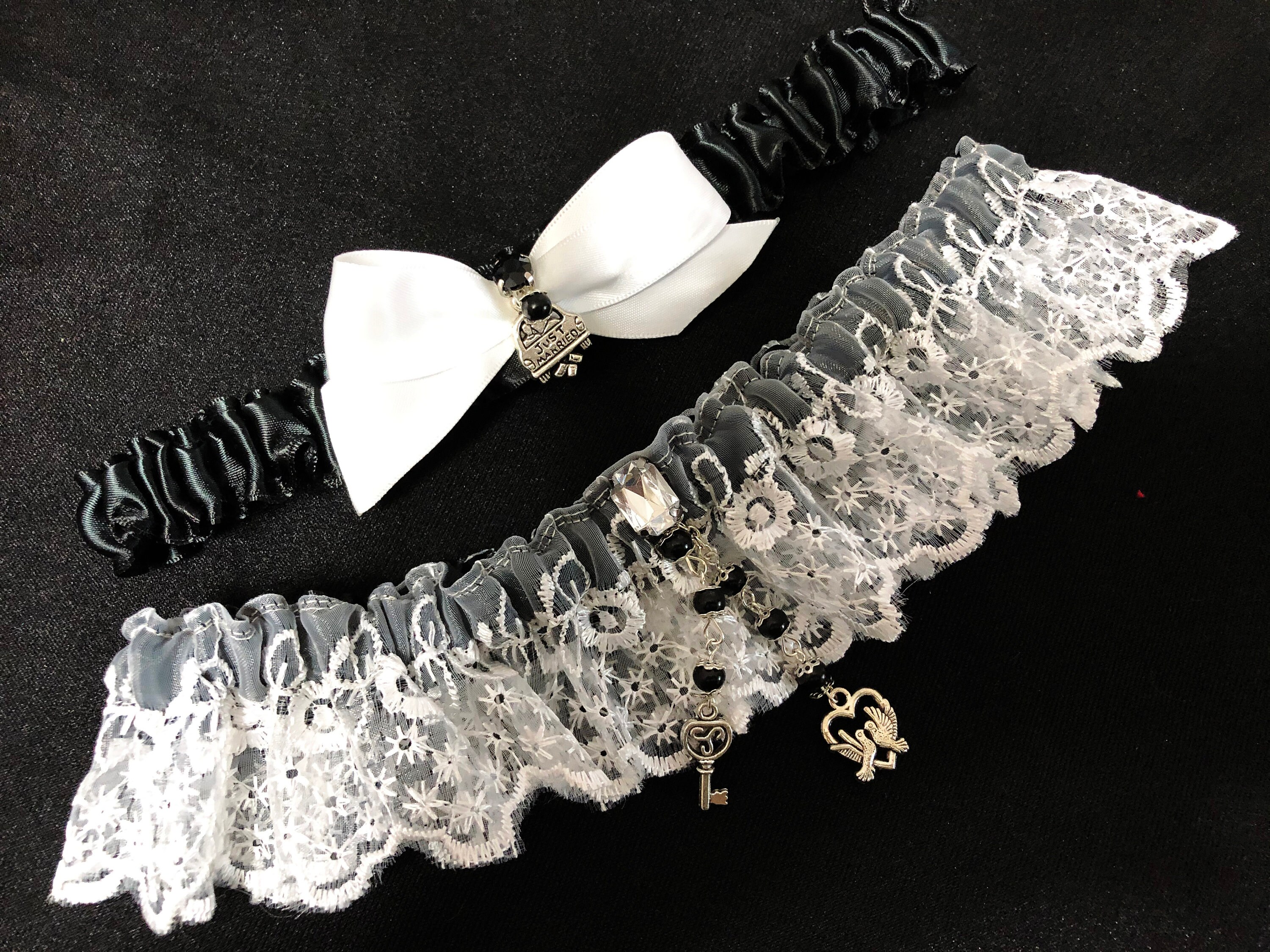 Black and White Lace Wedding Garter Set Black Wedding Garter Etsy