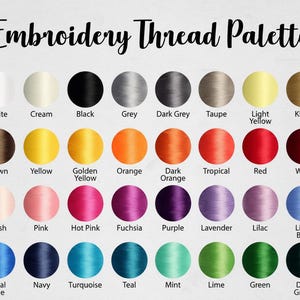 Puede incluir: Un juego de tres tazas de cer&aacute;mica con acabado mate y moteado. Las tazas son de color crema, gris claro y gris oscuro. Cada taza tiene un dise&ntilde;o simple y minimalista.