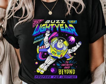 Vintage Buzz Lightjahre Comfort Farben Shirt, Toy Story Freunde Shirt, Disney Shirt, Geburtstag Shirt, Disney Freunde, Pixar Shirt