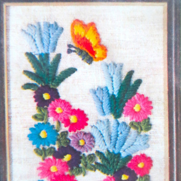 Butterfly Flower Crewel Embroidery Kit Floral Garden 5 x 7," Vintage Wonder Art Stitchery Kit 5011, Natural Stamped Fabric, Bright Colors