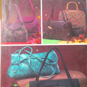 Vogue 8139 Handbags Purses Pattern, 5 Variations Fabric Bags with Inside Pockets, Vogue Accessories, uncut paper sewing pattern