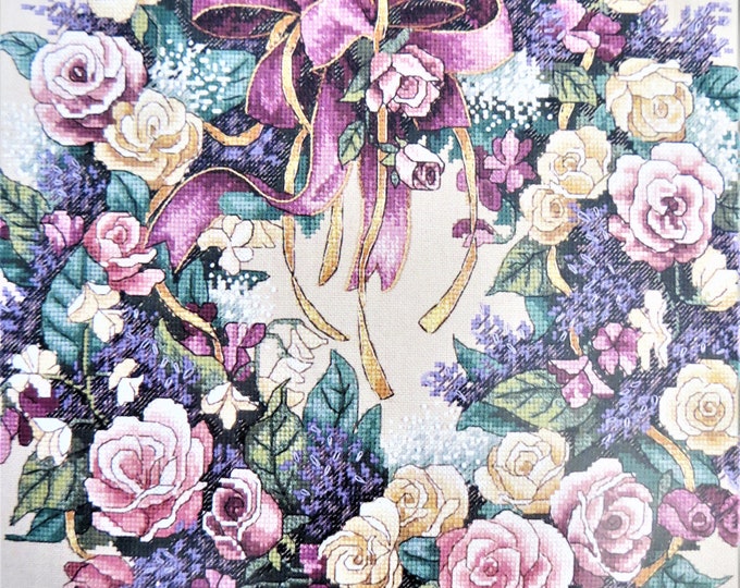 Kit Dimensions Gold Collection – Petites Rose Bouquet 6995, Point De Croix, Lisa Audit
