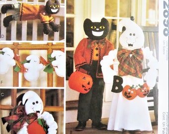 Halloween Decorations Sewing Pattern, McCall's Crafts 2898, Greeters Ghosts Wall Hanging, Draft Dodger Garland, uncut