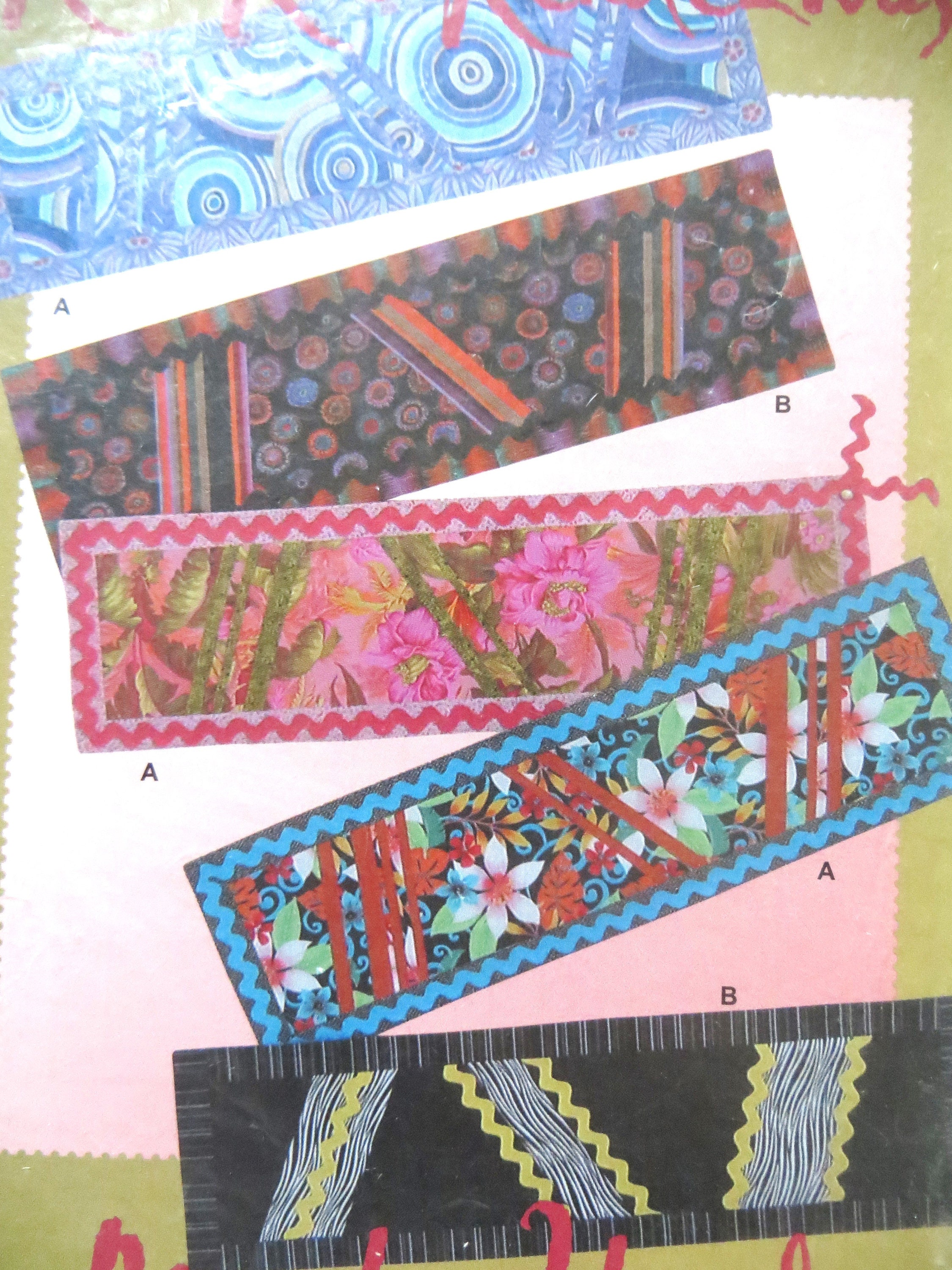 Red Ric Rac Table Runner Ric Rac Rendezvous Quilt Pattern Maple Island Quilts MIQ 231, Debbie ...