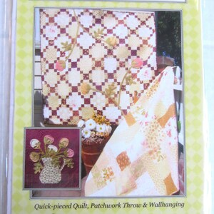 Plum Blossoms Quilt Pattern, Fig Tree Quilts FTQ 453, Quick Pieced Patchwork Throw and Wall Hanging, Patchwork Applique Country Farmhouse