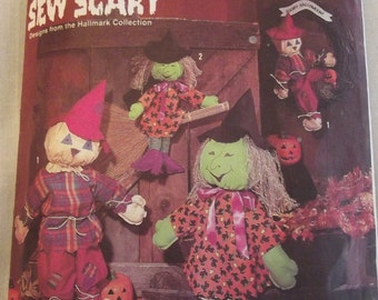 Halloween Decorations Large Witch and Scarecrow Dolls Sewing Pattern, in 2 Sizes Simplicity Crafts 7418 Sew Scary Love the face