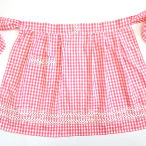 Pink Gingham Check Apron with White Rick Rack Embroidered Border, 50s Embroidered Apron, Handmade Mid Century Farmhouse Cottagecore