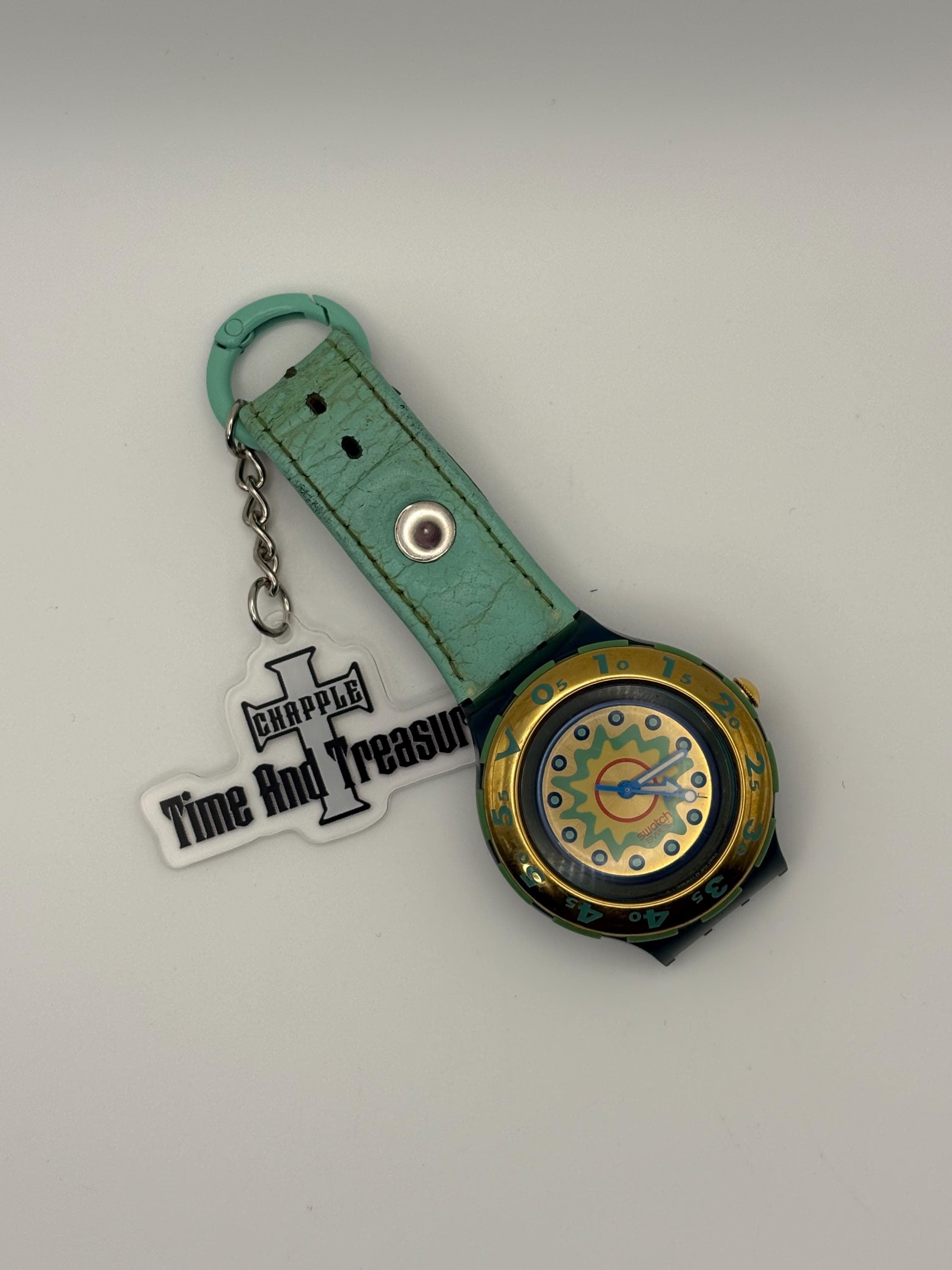 ビンテージ FFA カレッジ チャーム ポケットナイフ ウォッチチェーン Vintage Upcycled Watch Keychain | Handmade Retro Keyring | One of