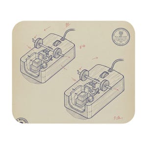 Peut inclure: Dessin isométrique d'une souris d'ordinateur, montrant les composants internes. Le dessin à l'encre bleue est sur un fond beige. Le texte "P-11", "E-16" et "7-15" est inclus. Un logo "Mother" est dans le coin inférieur gauche.