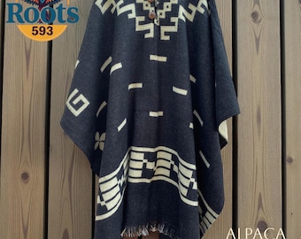 Ecuadorian Alpaca Wool Poncho – Soft, Warm & Authentic