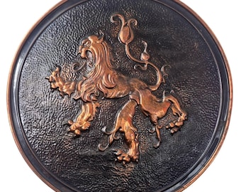 Plaque murale en cuivre Lion rampant gaufrée à la main fabriquée en Belgique vintage Excellent