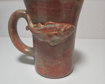 Tasse de pêcheur faite main par Christina Boyd