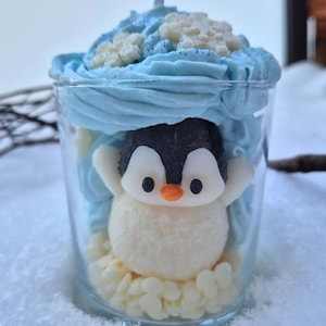Pinguin Kerze im Glas・handgegossene Deko-Kerze・süße Geschenkidee bild 4