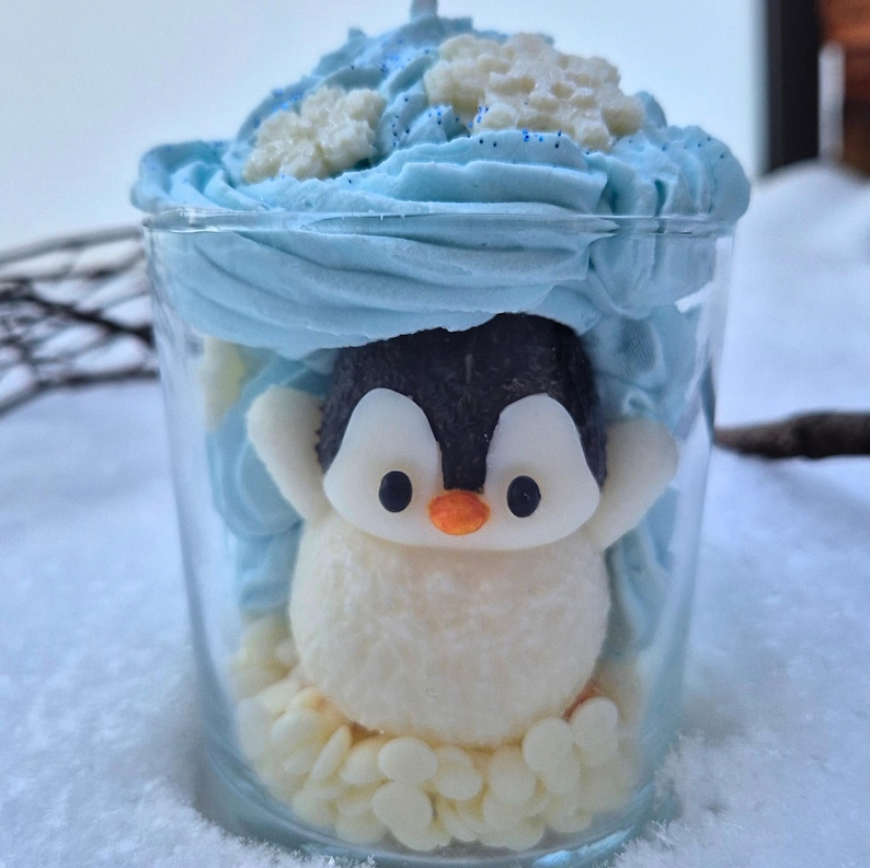 Pinguin Kerze im Glas・handgegossene Deko-Kerze・süße Geschenkidee bild 4