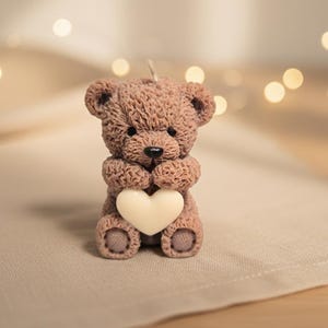 Teddykerze mit Herz · kleine Bärenkerze · Geschenk für Freundin · Valentinstaggeschenk · Cute Teddy Bear Candle Groß ohne Box