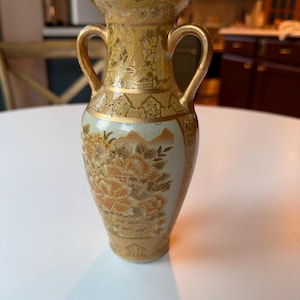 Vintage kinesisk pionamforavas