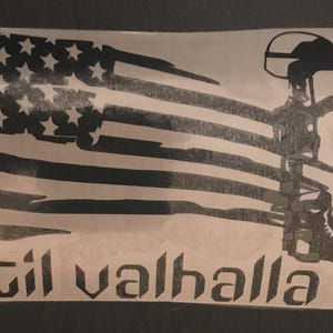 Til Valhalla Flaggenaufkleber, Til Valhalla Aufkleber, abgenutzte amerikanische Flagge, Militäraufkleber