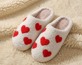 Funny Heart Slippers for Women – Cute Plush Heart Slippers – Cozy Fluffy House Shoes – Kawaii Indoor Slippers – Gift for Her