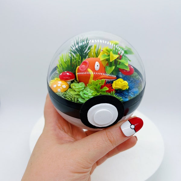 LIGHT UP Magikarp Terrarium Pokeball