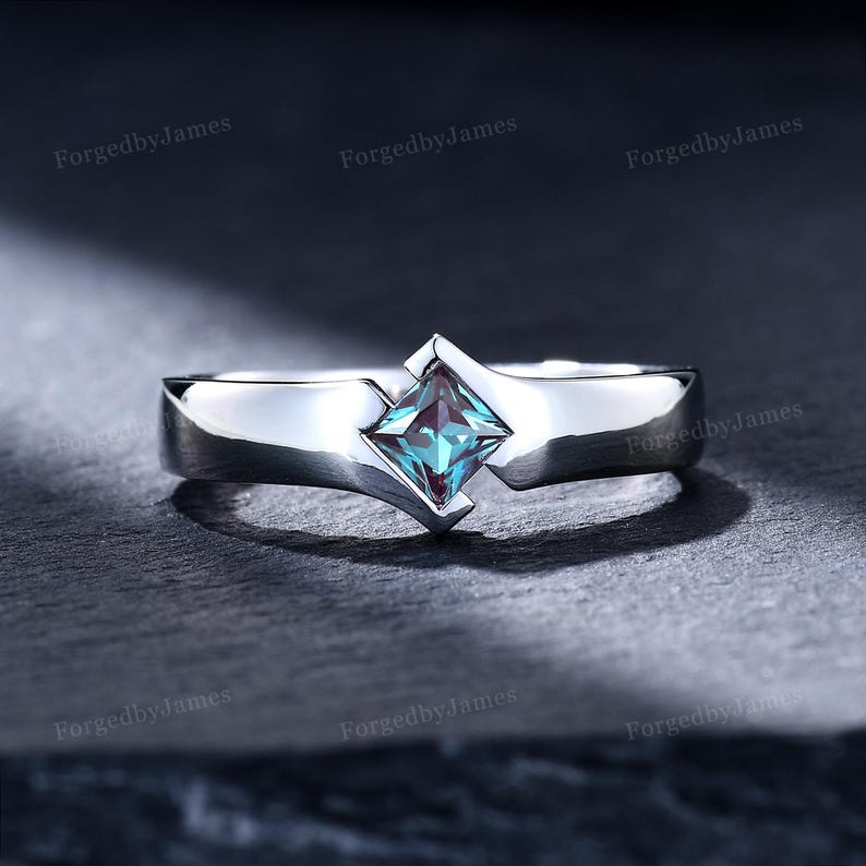 Geometric Princess Cut Alexandrite Unisex Wedding Band, White Gold ...