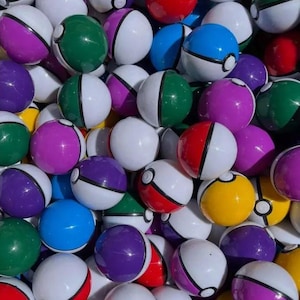 Empty Toy Capsules: 2&quot;/2.3&quot; Party Favor Balls, Goodie Bag Stuffers