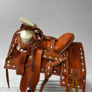 Selle Charro brodée 15 monture Charra brodée - France