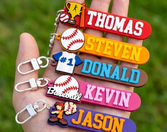 Personalisierte Baseball Schlüsselbund, personalisierte Name Schlüsselbund, PVC Taschenanhänger, Sport-Team Geschenk, Baseball Mama Geschenk, individuelle Rucksackanhänger